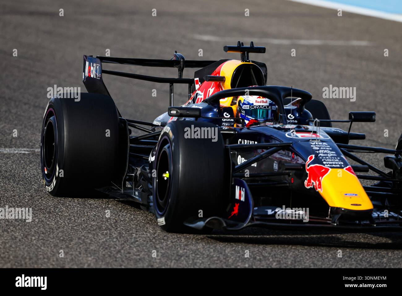 Rb22 Rear Wing 03 VERSTAPPEN Max (nld), Red Bull Racing RB22, action rear wing ...