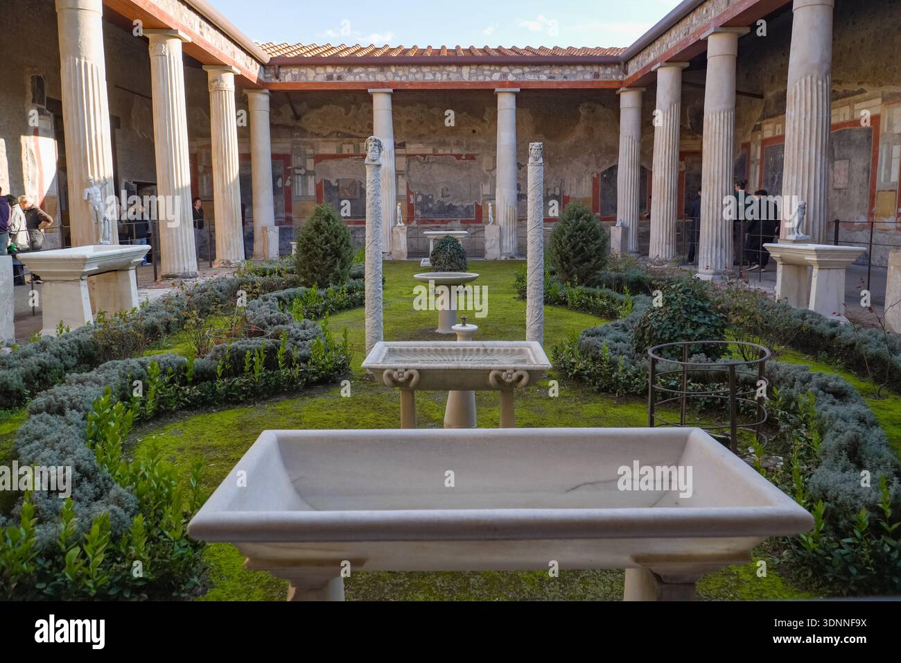 Peristyle Rome House of the Vettii (Casa dei Vettii). Peristyle garden reconstruction ...