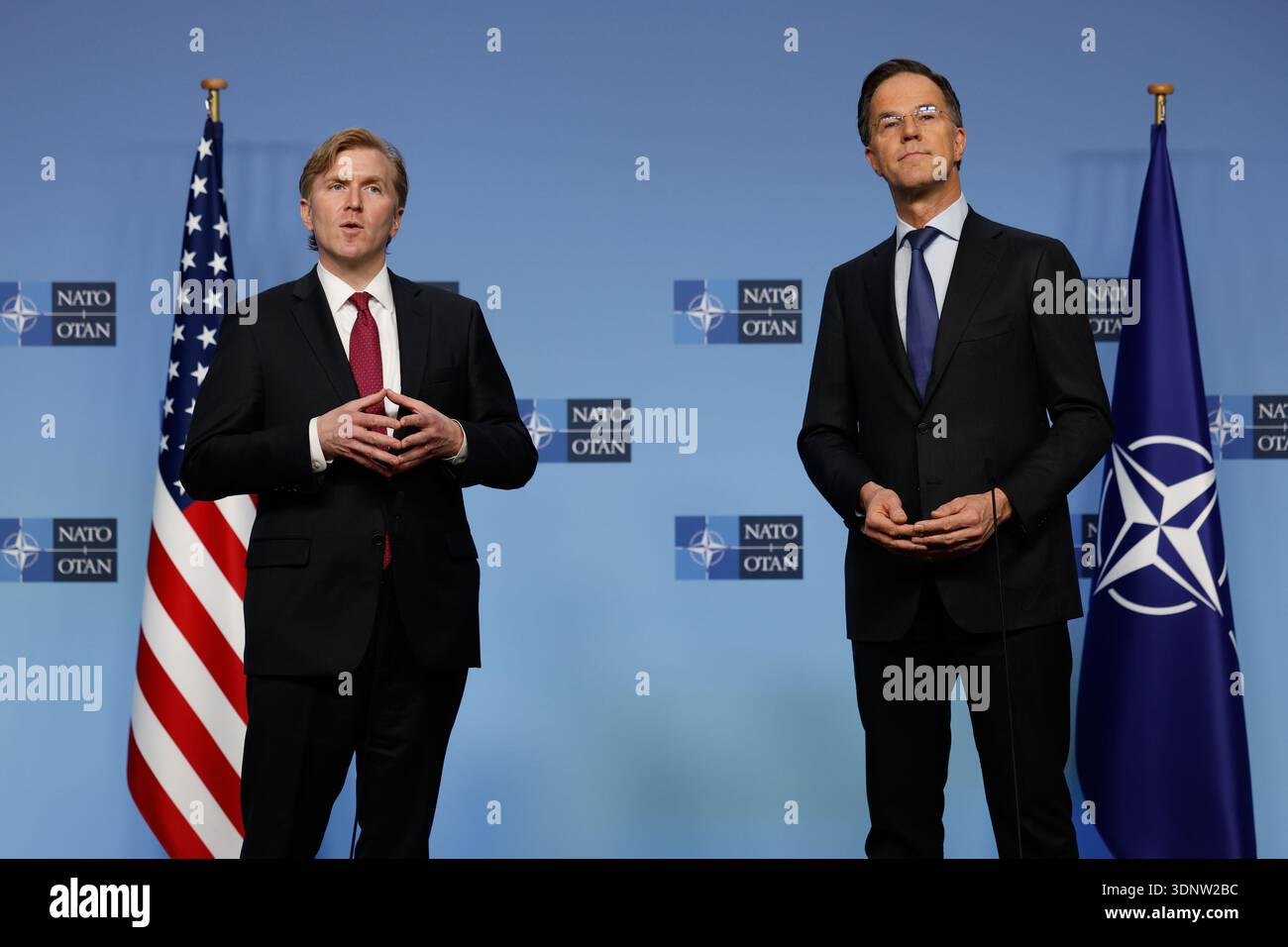 US Pressures NATO Allies to Boost Military Spending Amid Pentagon Review of Europe Forces