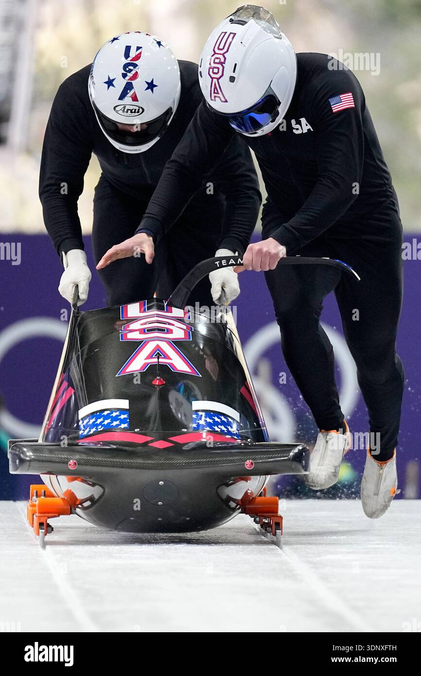 United States' Frankie del Duca, right, starts for a two man bobsled ...