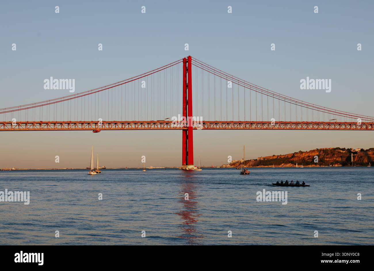 Bridge elegantly spans hi-res stock photography and images - Alamy