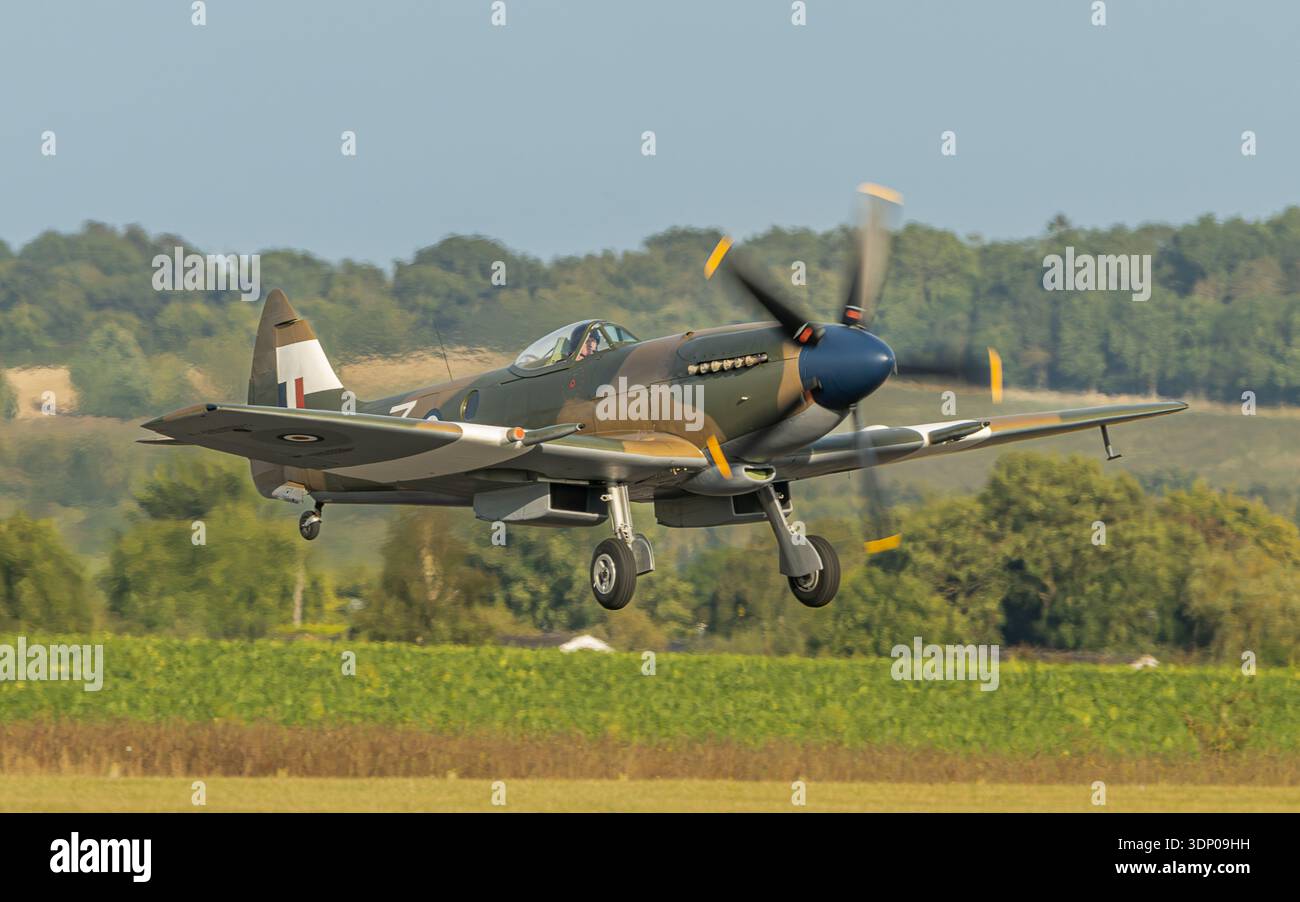 Supermarine Spitfire Mk XIV Stock Photo - Alamy