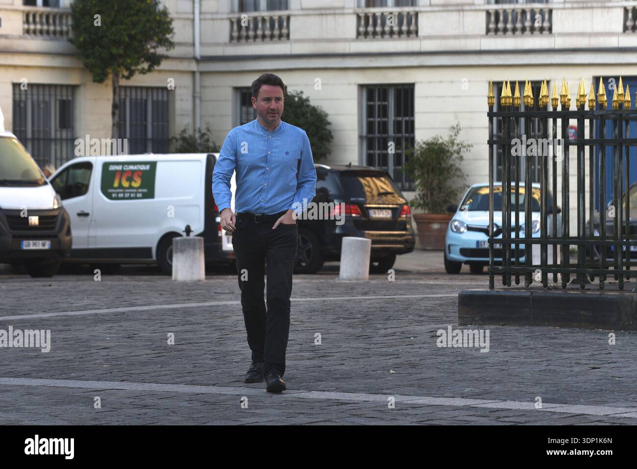 Economist Levy says France needs swift spending cuts to avert crisis Economist Levy says France needs swift spending cuts to avert crisis