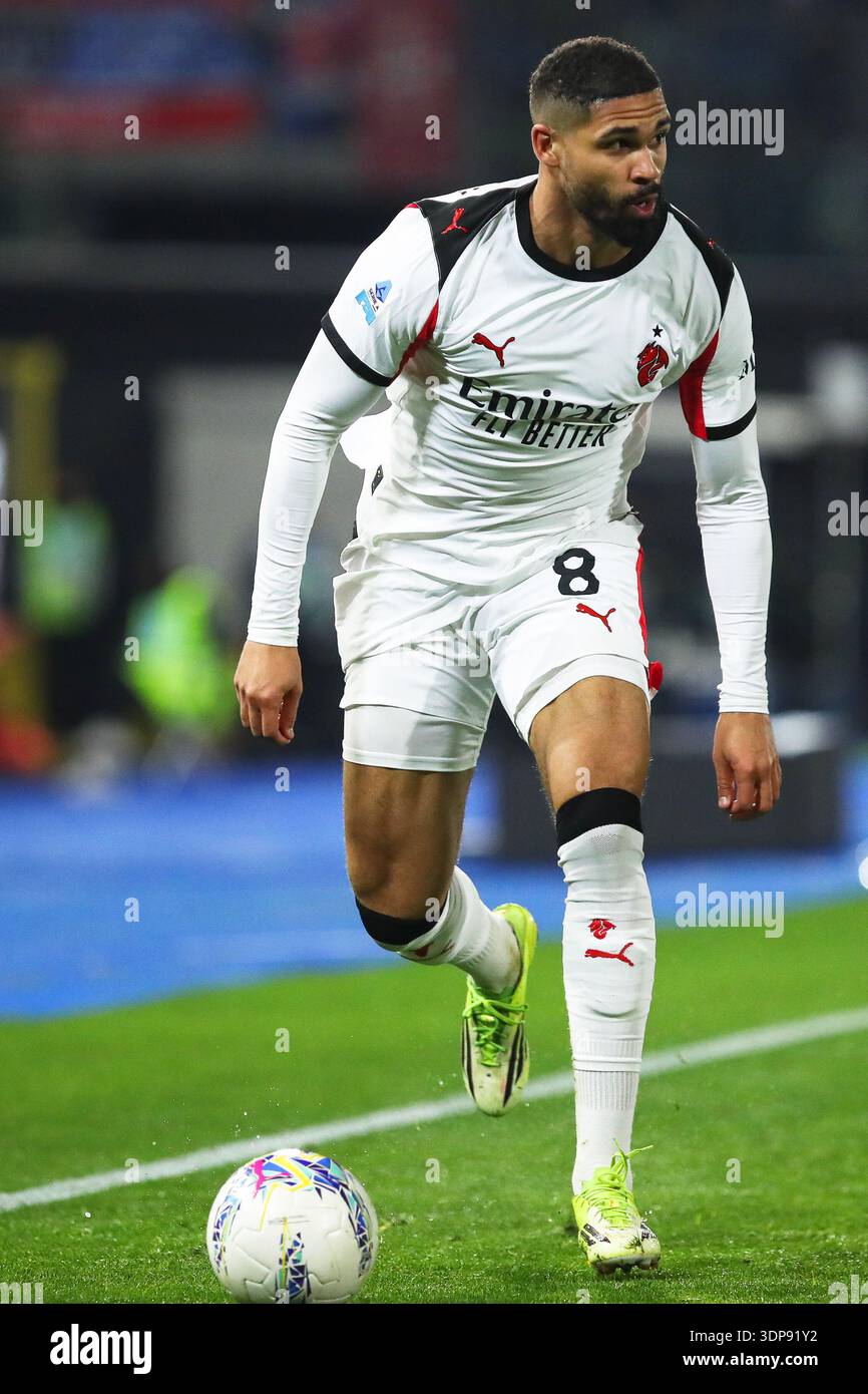 Ruben Loftus-Cheek of AC Milan in action during the serie A match ...