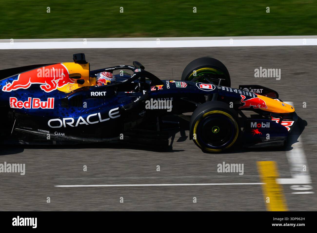 Sakhir, Bahrain. 13th Feb 2026. Formula 1 Pre-Season Testing 1. Max ...