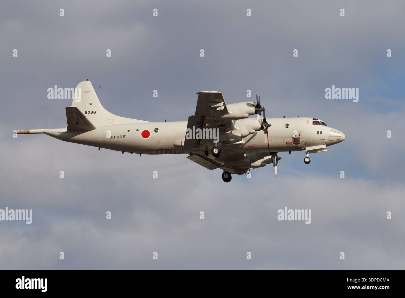 P 3c orion aircraft hi-res stock photography and images - Alamy