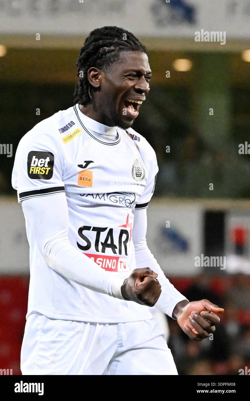 Brussels, Belgium. 14th Feb, 2026. Lokeren's Vancy Romeo Mabanza ...