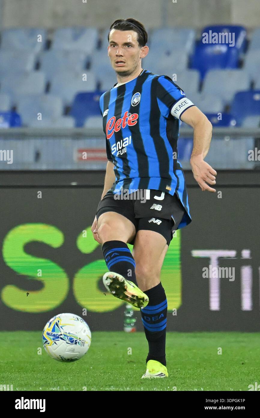 Marten de Roon of Atalanta during the serie A Enilive match between SS ...