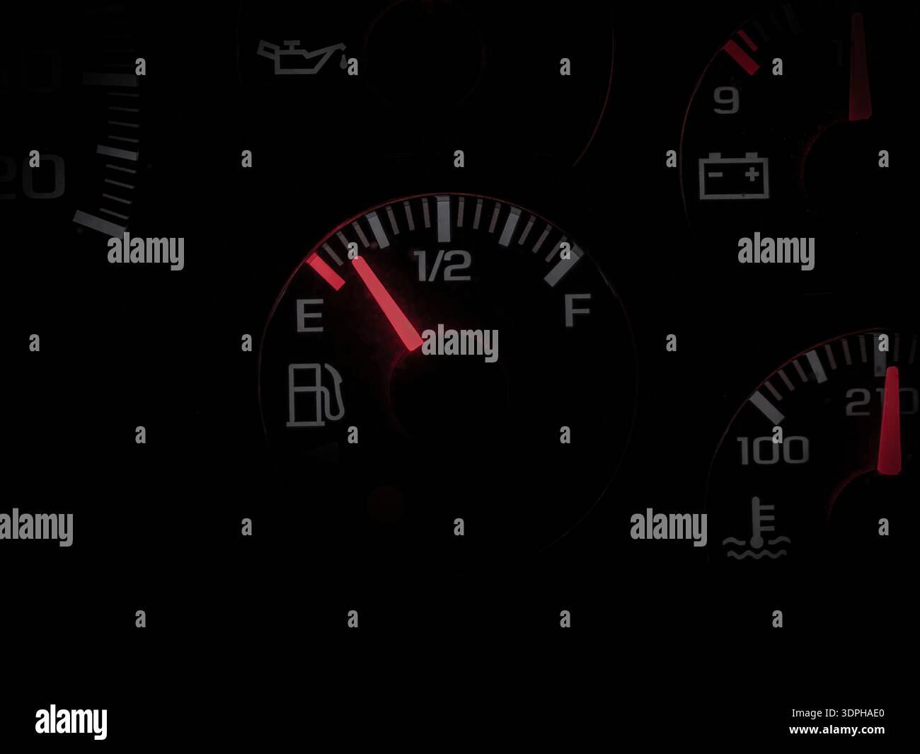 Red warning light low fuel indicator hi-res stock photography and ...