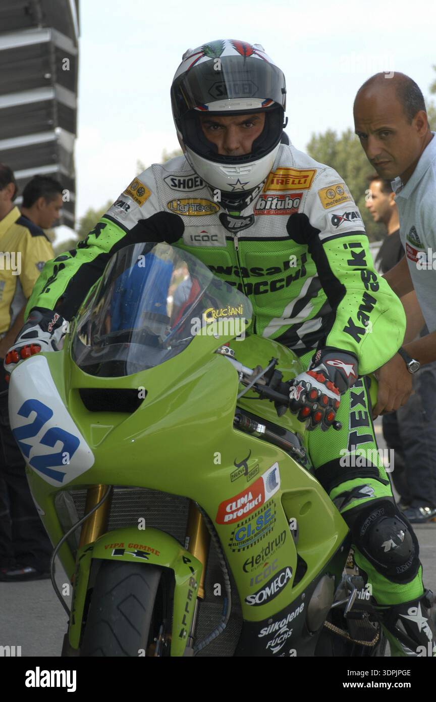 Kawasaki zx6 hi-res stock photography and images - Alamy