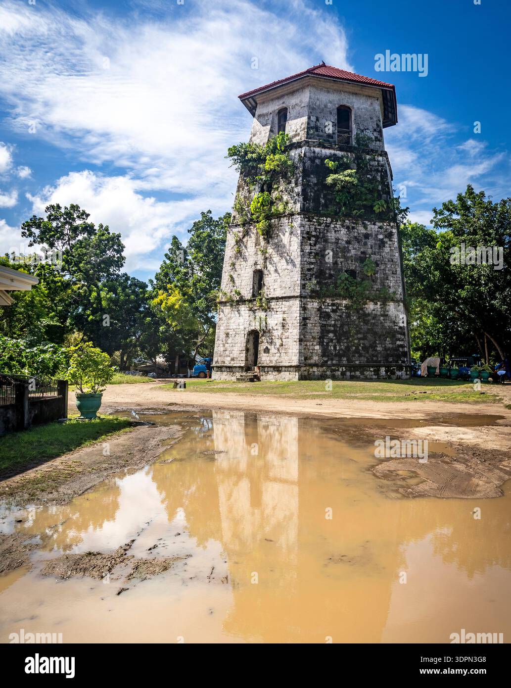 Historic stone watchtower red hi-res stock photography and images - Alamy