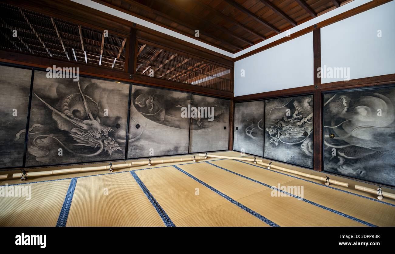 Dragon painting on a paper wall, Shoji, Kennin-ji, Kenninji Temple