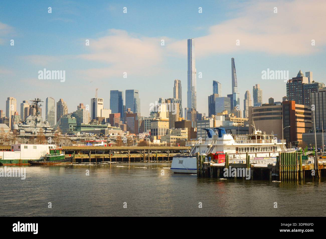 Sightseeing cruise on the Hudson River against the New York City skyline, photographed on February 14, 2026. Stock Photo