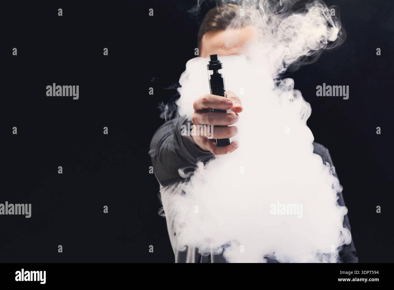 Thick black smoke hi-res stock photography and images
