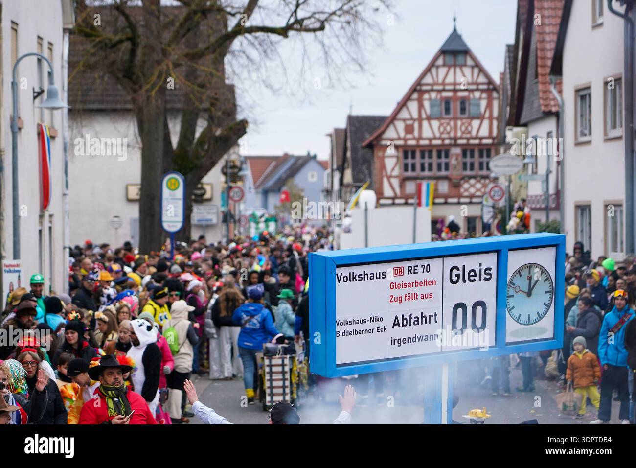 Verwunderlich Durch Die Strae Fotosnull
