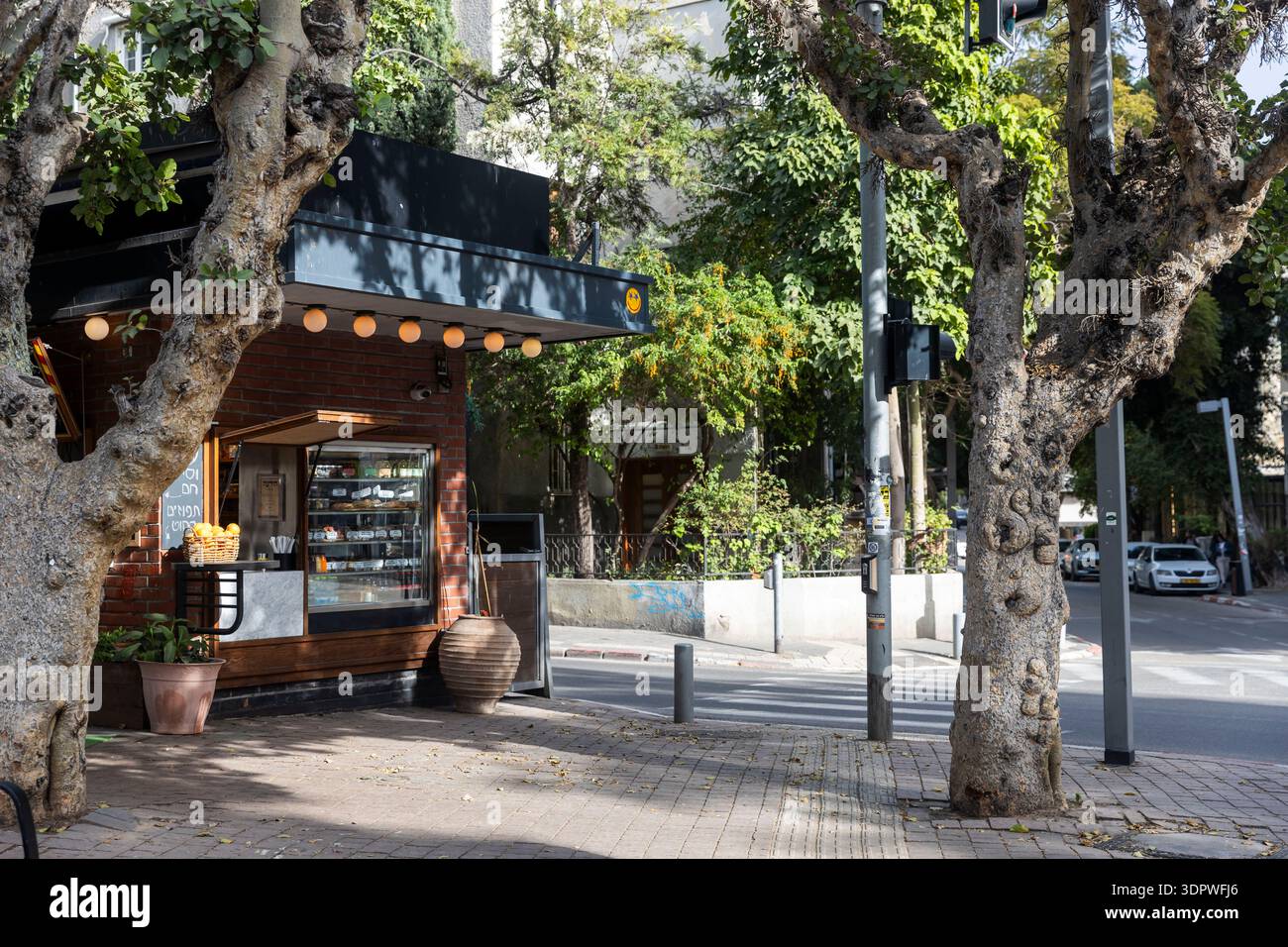tel-aviv-israel-15-february-2026-small-street-cafe-kiosk-made-of-red