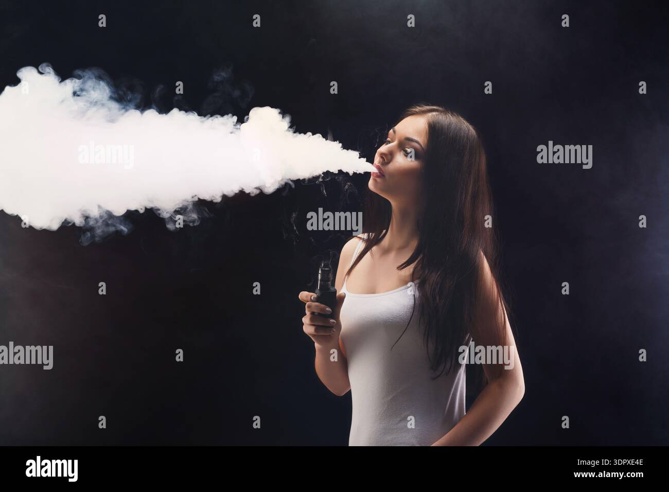 letgo smoke shop & cigars & vape winter garden reviews Thick black smoke hi-res stock photography and images