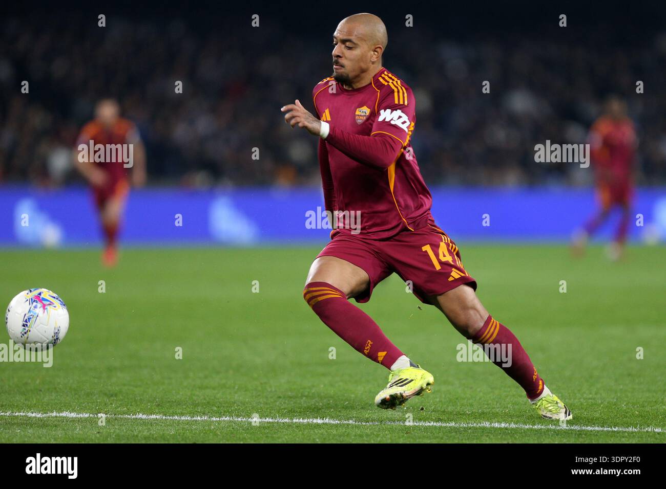 Donyell Malen Of AS Roma In Action During The Serie A Match Beetween donyell-malen-of-as-roma-in-action-during-the-serie-a-match-beetween