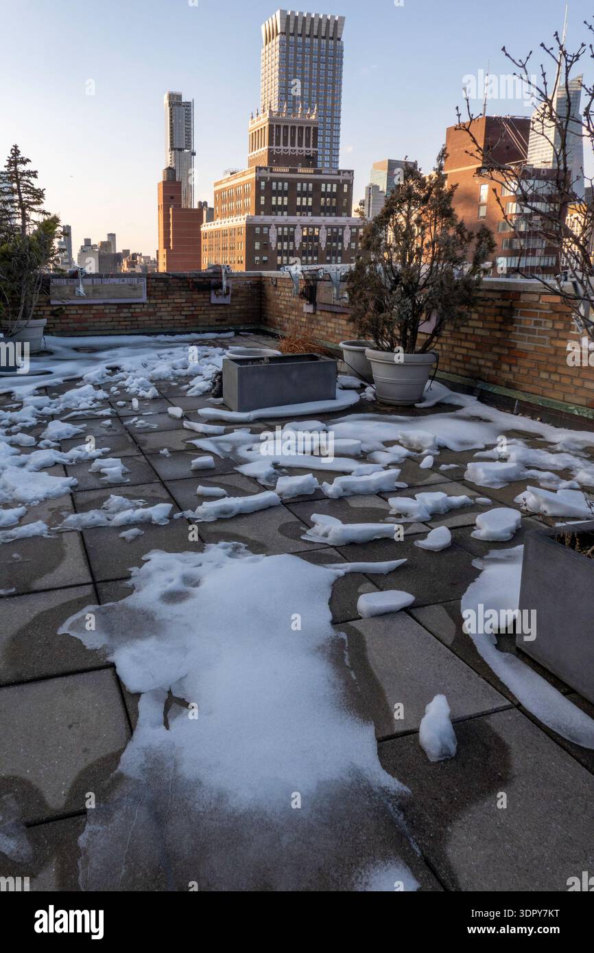 Storm Graphics Storm season 2026 hi-res stock photography and images - Alamy