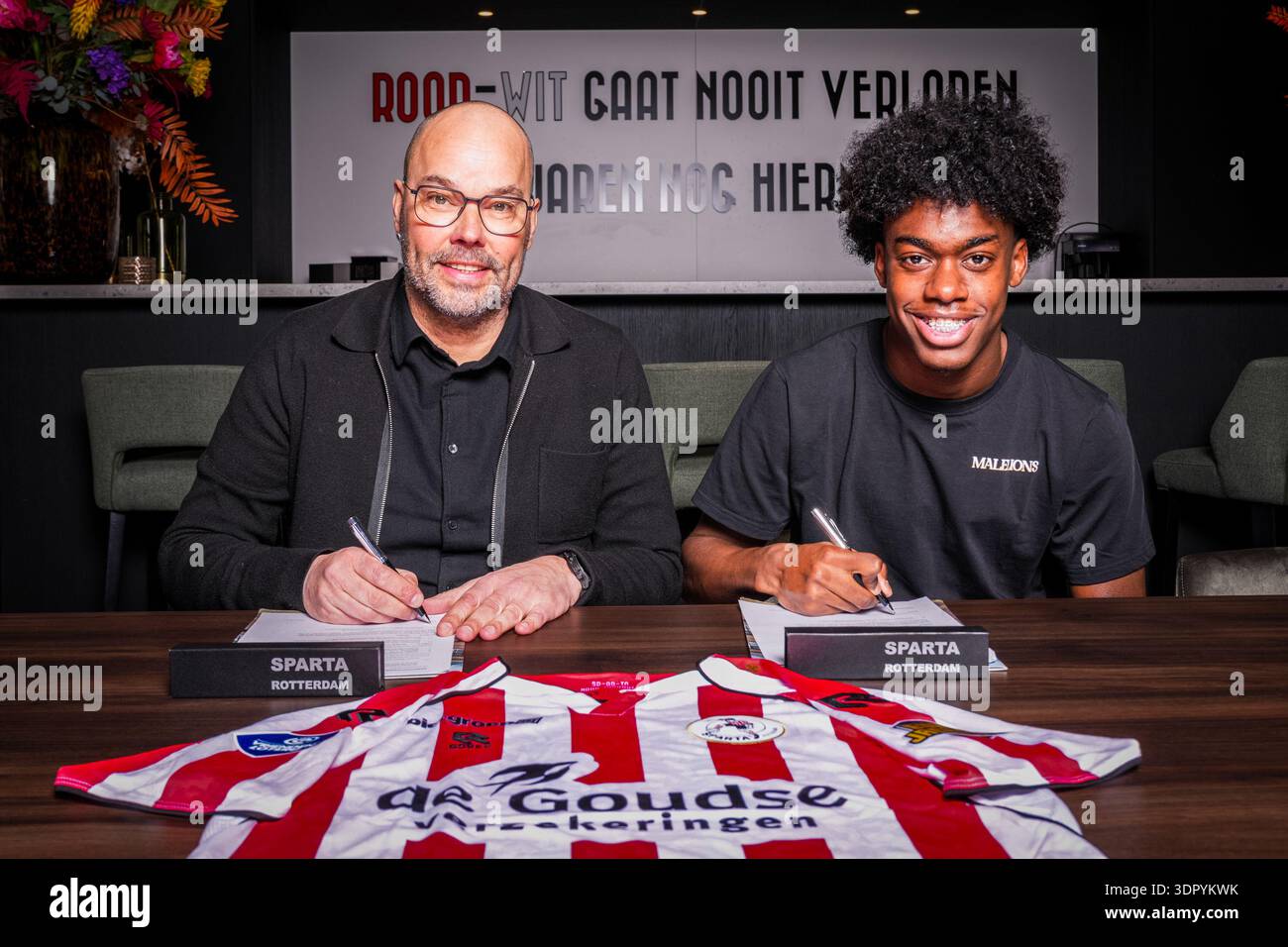 Almere 1 prepares for Eredivisie match against VELO this Sunday