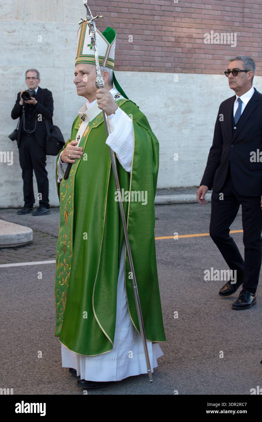 Pope Leo XIV arrives to celebrate a mass during his first parish visit ...