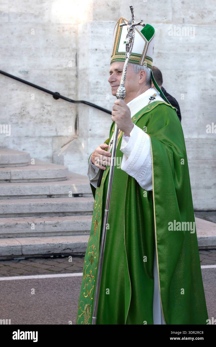 Pope Leo XIV arrives to celebrate a mass during his first parish visit ...
