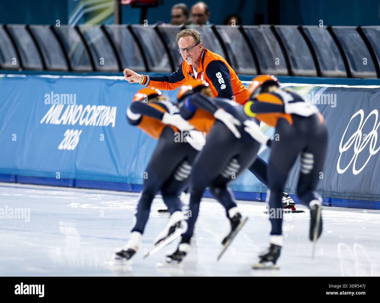 MILAN - National coach Rintje Ritsma in action during the women's team ...