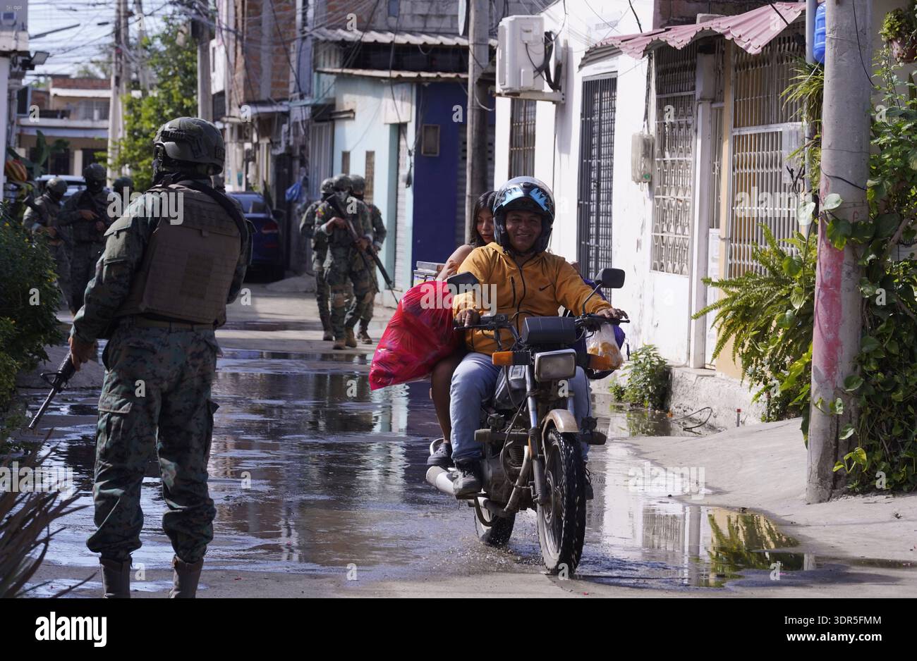MANTA MANTA SECURITY, Tuesday, February 17, 2026 A group of soldiers ...