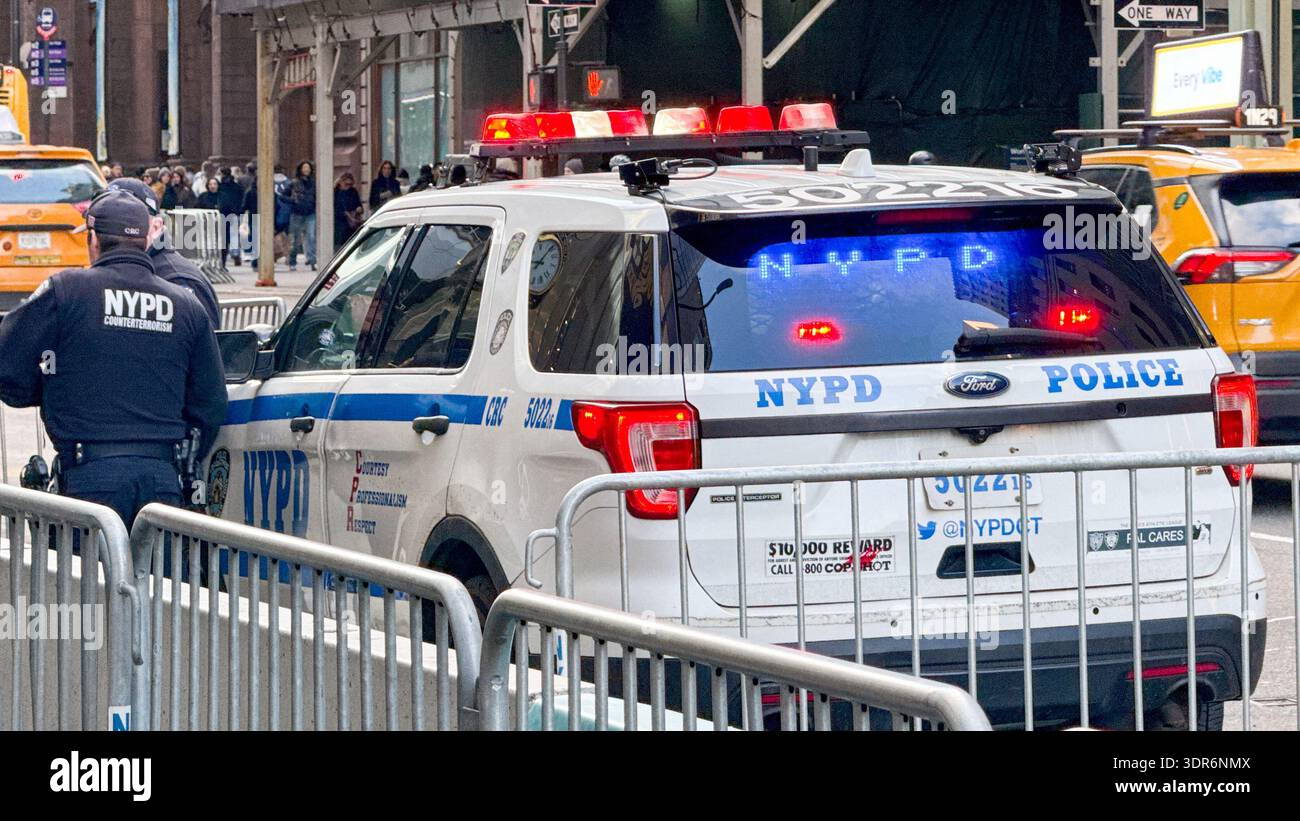 New York, USA - 9 January 2026:  Police patrol car with flashing red and blue lights of the New York Police Department NYPD - Smartphone Captured Stock Image