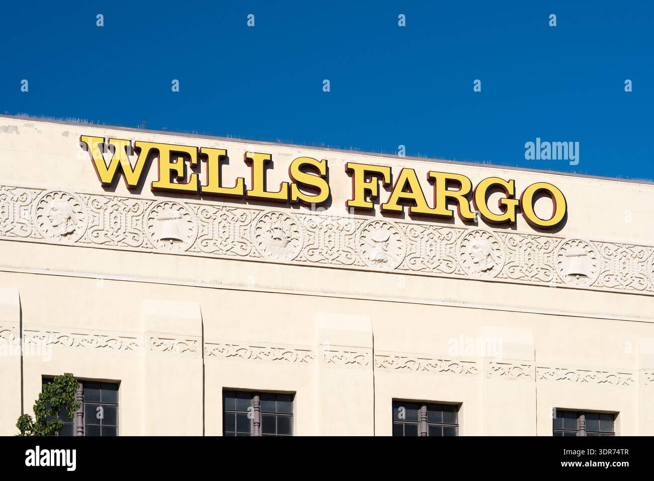 Wells Fargo bank, Azusa, California, USA Stock Photo