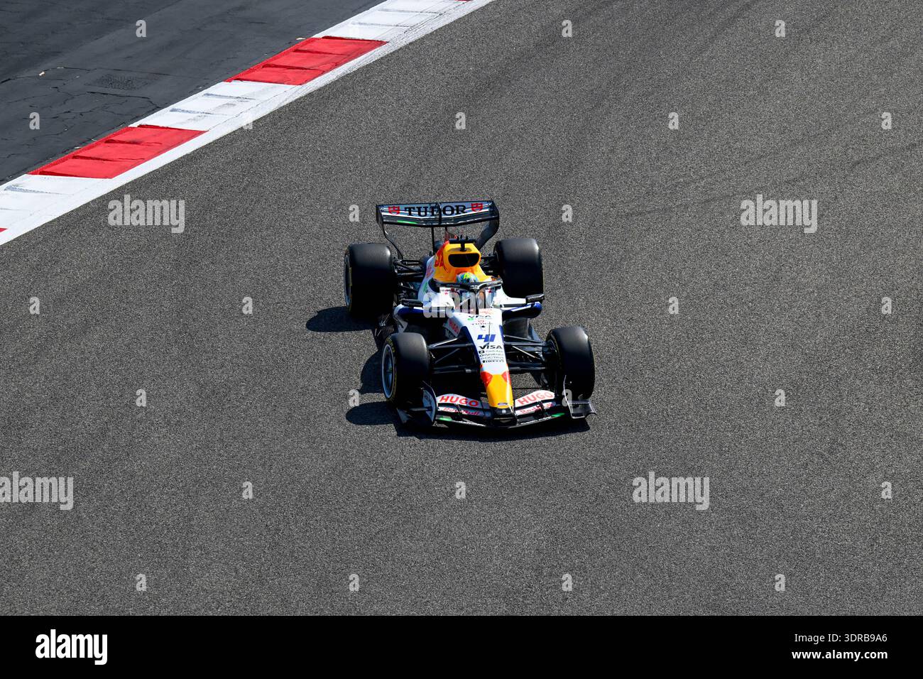 Vcarb Bahrain Testing Bahrain, Sakhir, 18th February 2026, Isack Hadjar, Racing Bulls VCARB ...