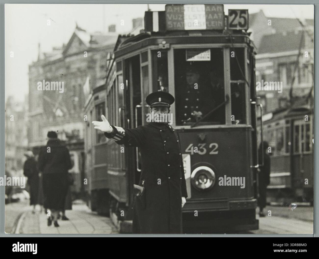 First Tram Operations Interactions between trams and road users hi-res stock photography and ...