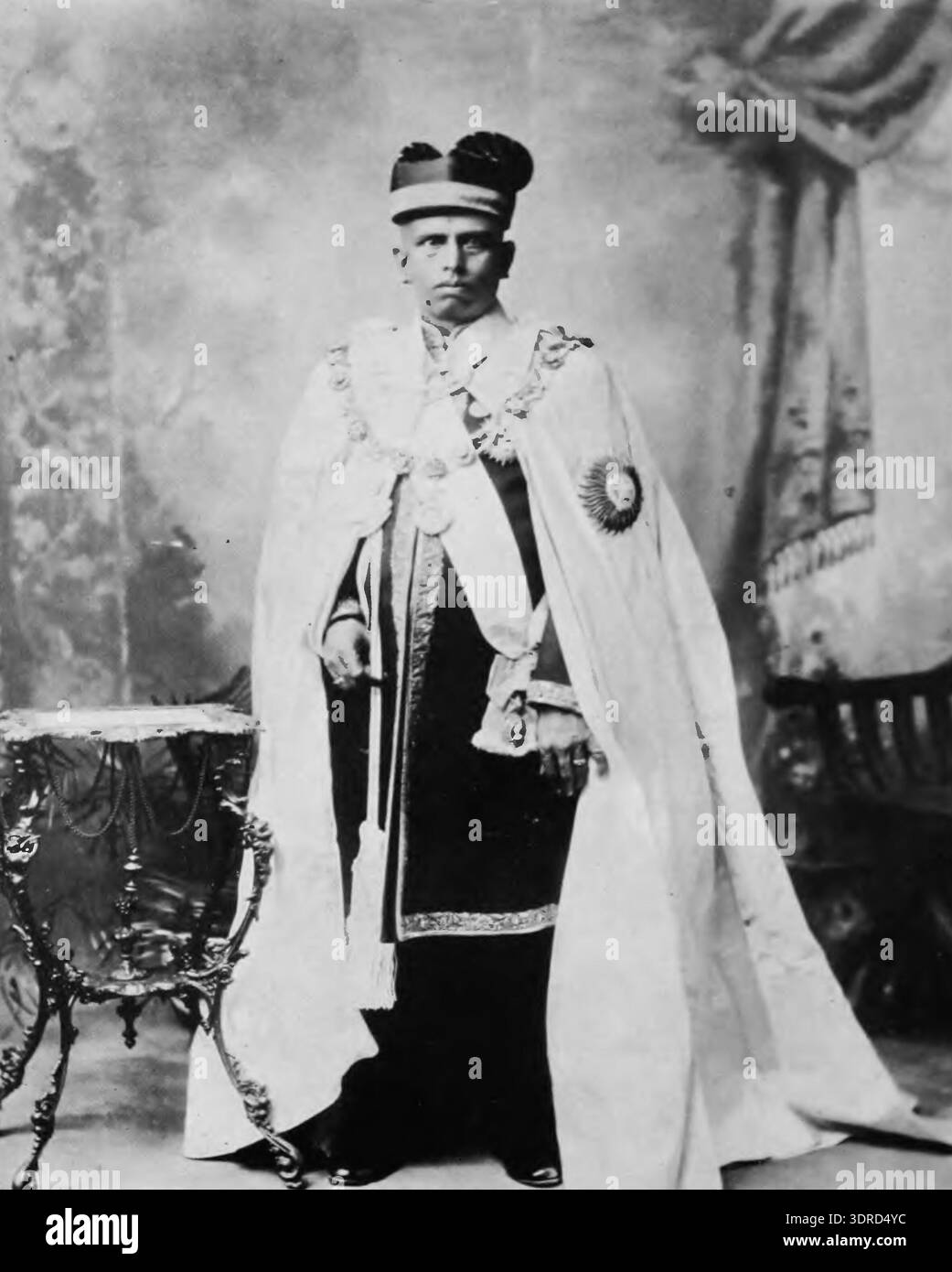 Prince Raja Featured in the imperial durbar album of indian princes hi-res stock ...