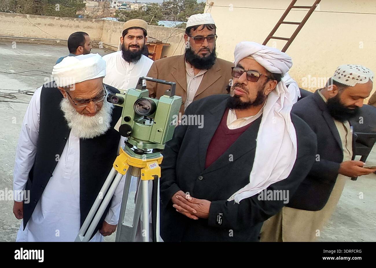 QUETTA PAKISTAN FEB 18 Members Of Ruet E Hilal Committee Are Quetta Pakistan Feb 18 Members Of Ruet E Hilal Committee Are Sighting The Moon Of Holy Month Of Ramadan Ul Mubarak In Quetta On Wednesday February 18 2026 Sami Khanppi Images 3DRFCRG 