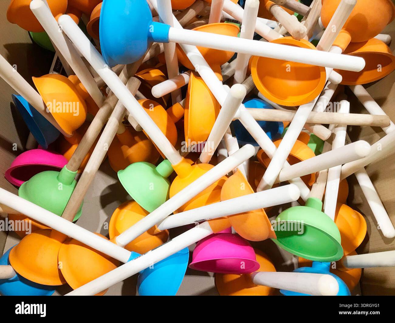To plump hi-res stock photography and images - Alamy