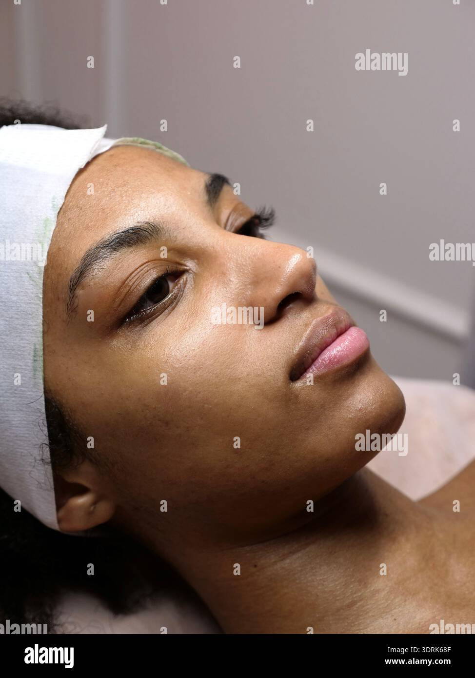 Skin glow hi-res stock photography and images - Alamy