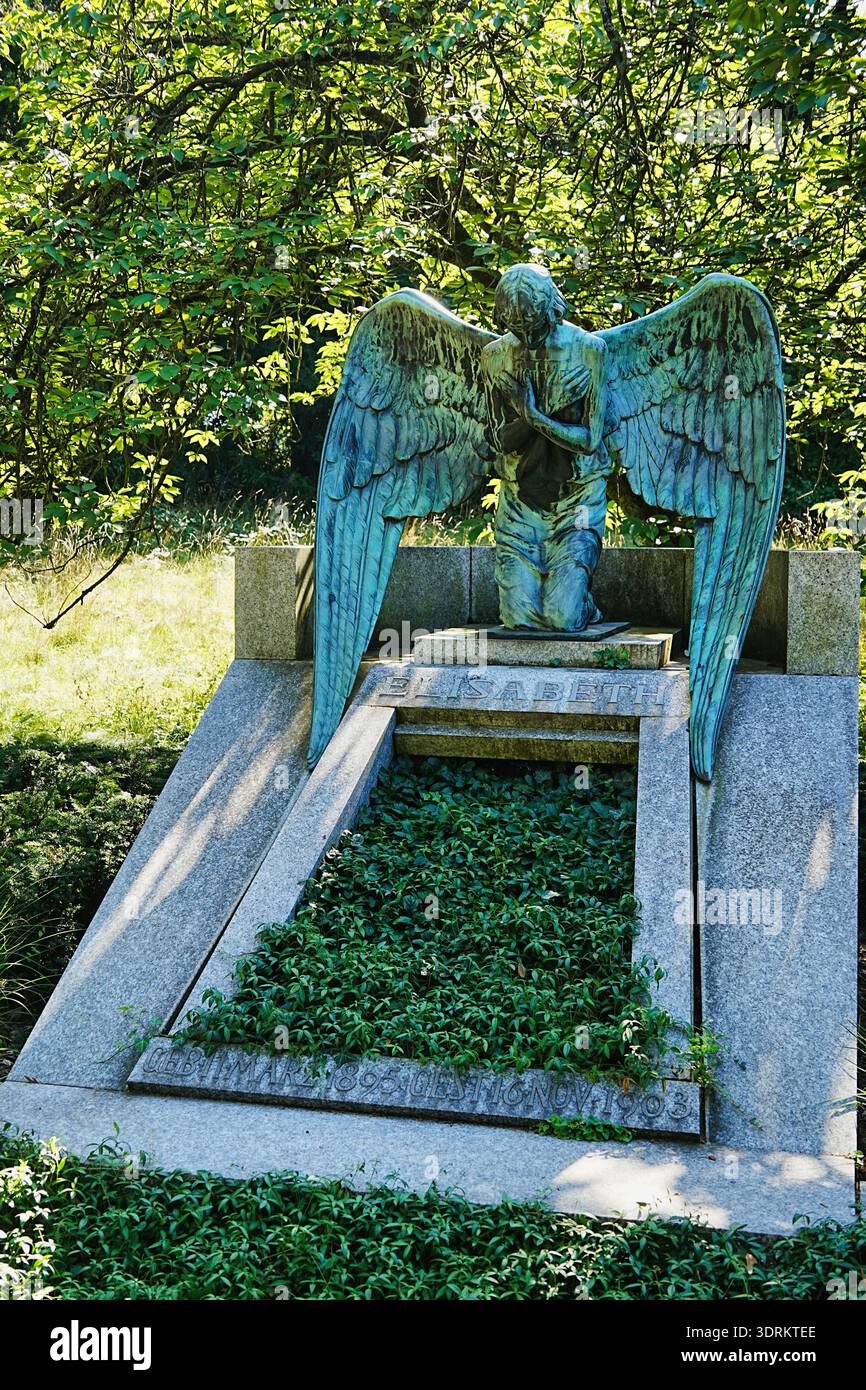 Tomb in Rosenhöhe Park in Darmstadt, Hesse, created from 1810 onwards. Stock Photo