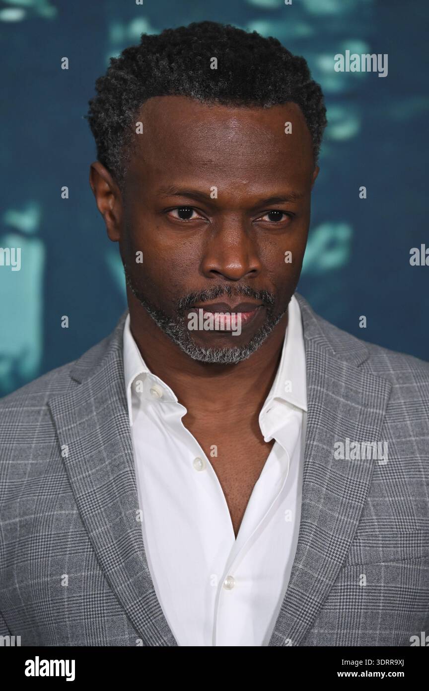 LOS ANGELES, CALIFORNIA - FEBRUARY 18: Sean Patrick Thomas at the ...