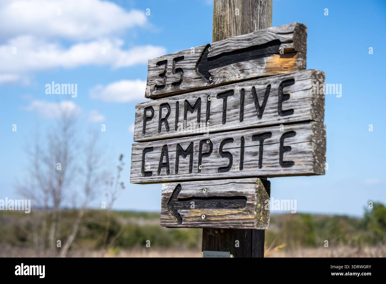 Primitive Trail Signage Primitive campsite trail hi-res stock photography and images - Alamy