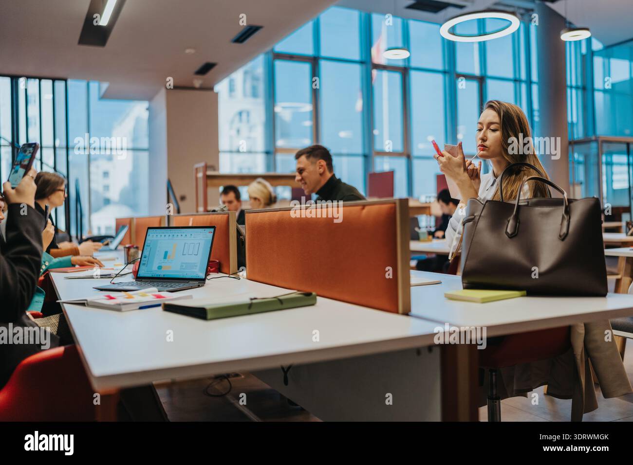 Busy office scene woman hi-res stock photography and images - Alamy