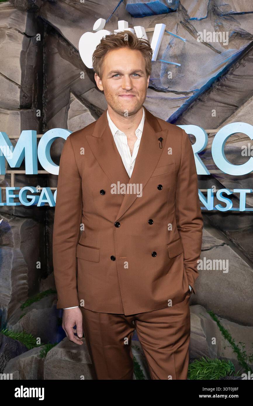 Monarch legacy of monsters premiere hi-res stock photography and images ...