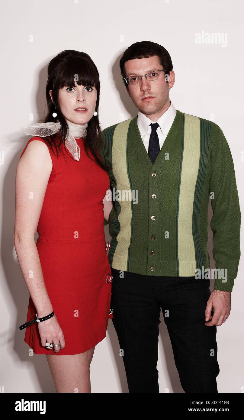 Mod fashion 1960s hi-res stock photography and images - Alamy