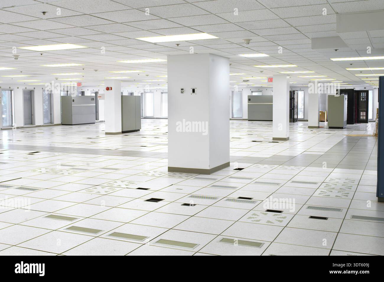 Data center before servers are installed, Pennsylvania USAdelay Stock Photo