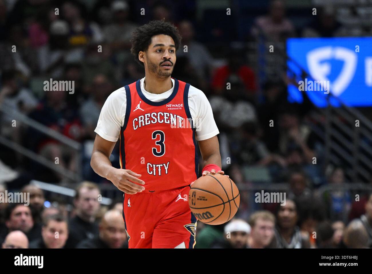 New Orleans Pelicans guard Jordan Poole looks to pass the ball in the ...