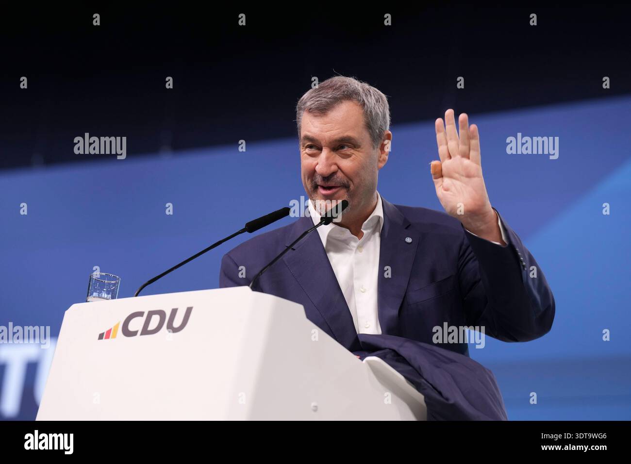 38 Bundesparteitag Der CDU Deutschlands Dr Markus Soeder Bedankt Sich 38-bundesparteitag-der-cdu-deutschlands-dr-markus-soeder-bedankt-sich