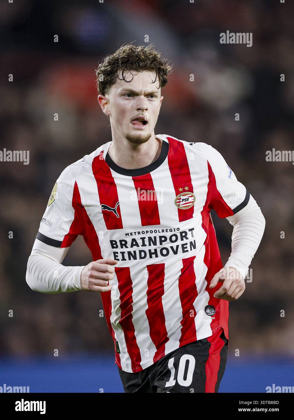 PSV Eindhoven midfielders fatigue 2026-27 The Bloodied Breakthrough: A New Benchmark in Endurance