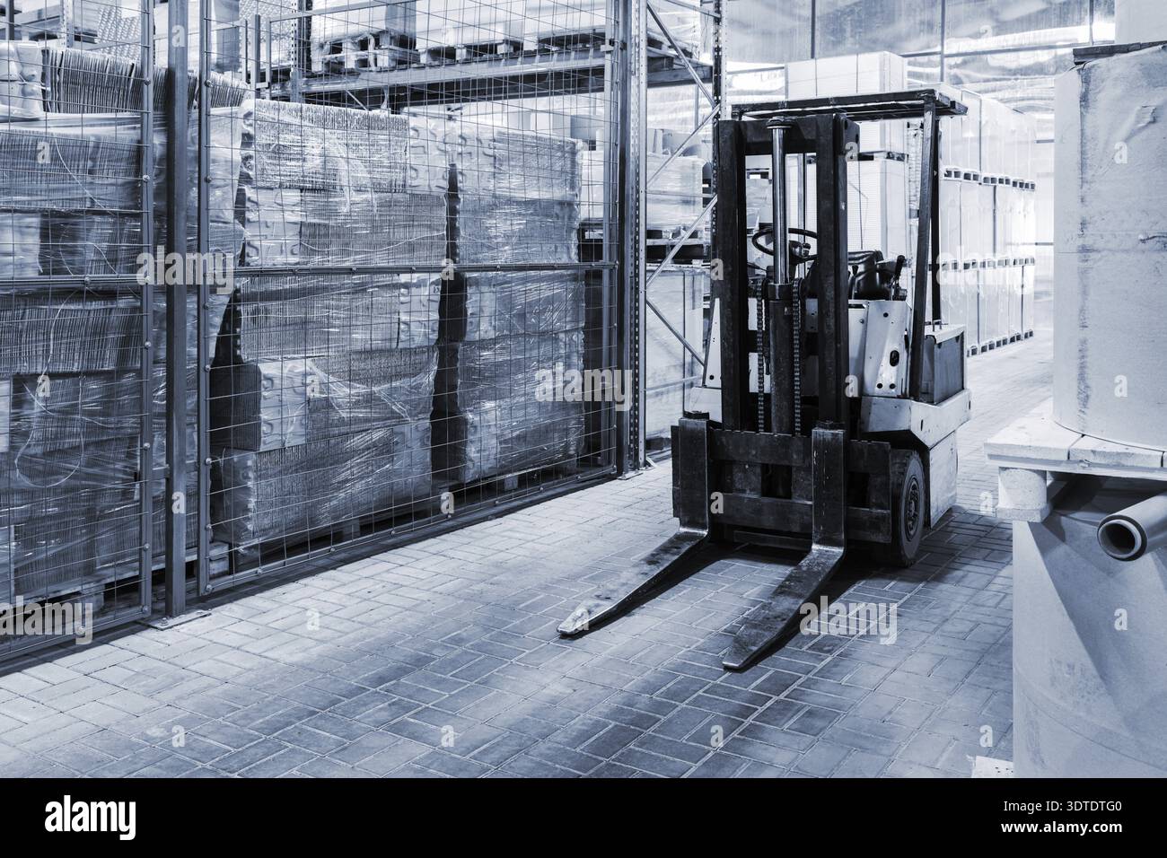 Autoloader in a large modern warehouse Stock Photo - Alamy