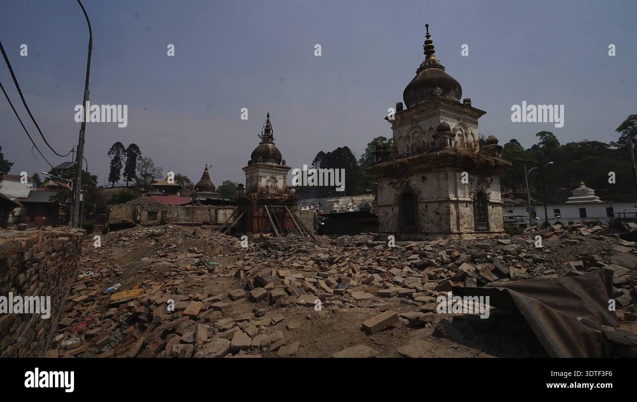 Ruins and collapsed temples at Durbar Square in Kathmandu after the ...