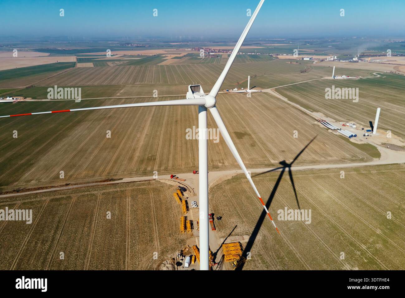 Installing new wind generator, Windmill turbine maintenance ...