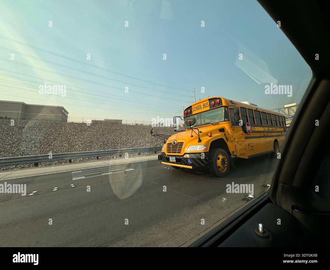 American typical school bus side hi-res stock photography and images ...